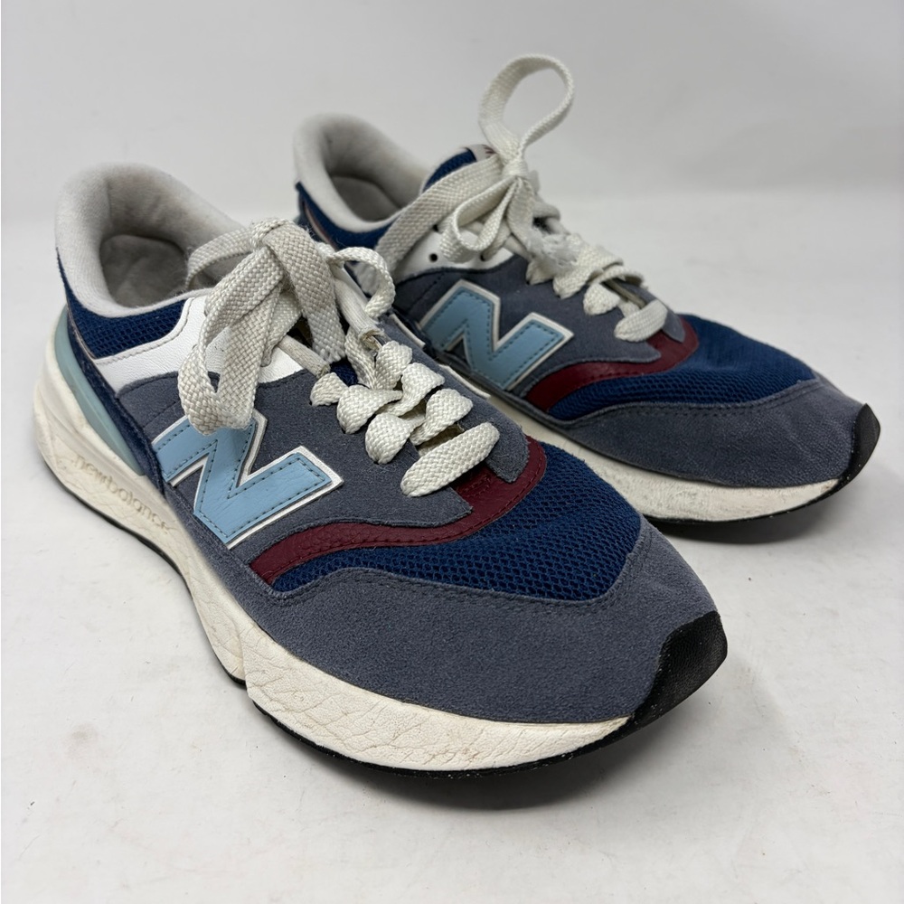 New Balance 997R Athletic Shoe - Dark Arctic Grey / Navy Boy’s 6.5 EUR 39 EUC